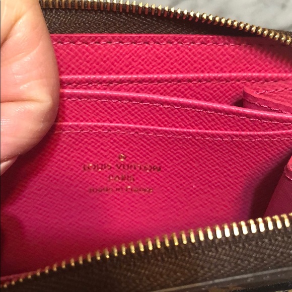 SOLD Louis Vuitton Patches Zippy Coin Wallet - Picture 5 of 8